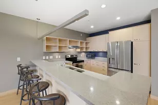 309 W Washington Ave, Madison, WI 53703 - Photo 11
