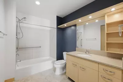 309 W Washington Avenue #412, Madison, WI 53703 - Photo 13