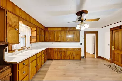 5594 Cherry Lane, Marshall, WI 53558 - Photo 5