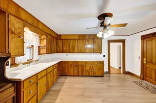 5594 Cherry Ln, Marshall, WI 53558 - Photo 5