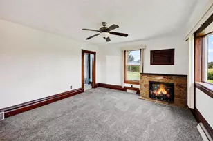5594 Cherry Ln, Marshall, WI 53558 - Photo 11