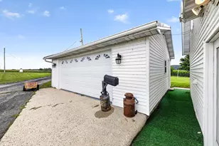 5594 Cherry Ln, Marshall, WI 53558 - Photo 27