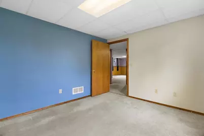 325 W Rice Drive, Beloit, WI 53511 - Photo 23