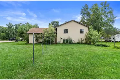 325 W Rice Drive, Beloit, WI 53511 - Photo 31