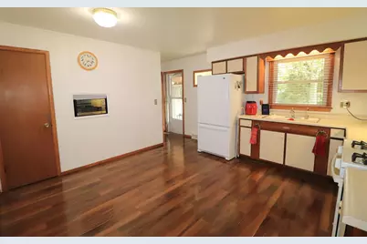 1325 Nicolet Street, Janesville, WI 53546 - Photo 15