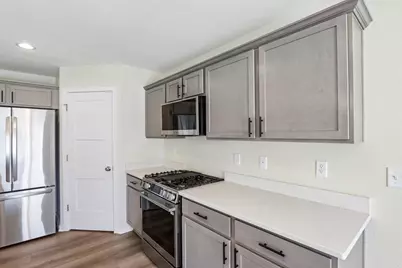 355 Ridgeview Drive, Lake Mills, WI 53551 - Photo 17