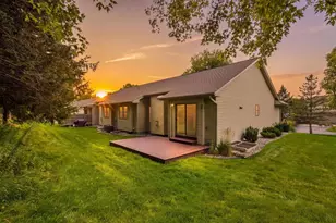 533 Hill St, Baraboo, WI 53913 - Photo 51