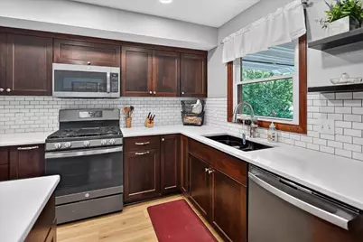 1102 Timothy Avenue, Madison, WI 53716 - Photo 5