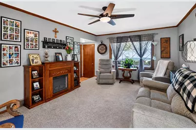 1102 Timothy Avenue, Madison, WI 53716 - Photo 11