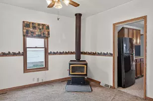 525 W Bannerman Ave, Redgranite, WI 54970 - Photo 5