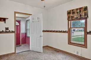 525 W Bannerman Ave, Redgranite, WI 54970 - Photo 19