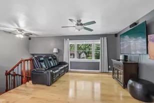 5606 Kalas St, Madison, WI 53716 - Photo 9