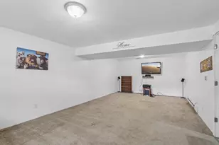 5606 Kalas St, Madison, WI 53716 - Photo 41