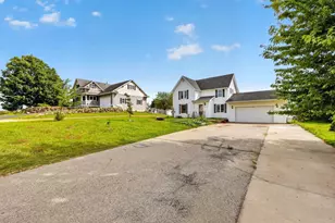 801 E Chestnut St, Pardeeville, WI 53954 - Photo 35