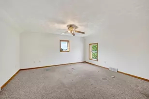 801 E Chestnut St, Pardeeville, WI 53954 - Photo 19
