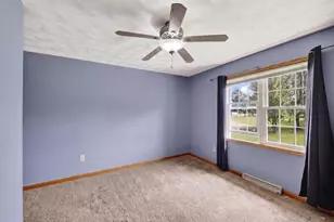 801 E Chestnut St, Pardeeville, WI 53954 - Photo 17
