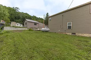 244 Main St, De Soto, WI 54624 - Photo 29