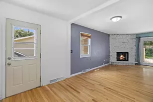 1214 Chicory Way, Sun Prairie, WI 53590 - Photo 5