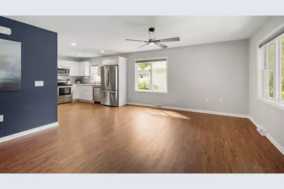 13 Arizona Circle, Madison, WI 53704 - Photo 7