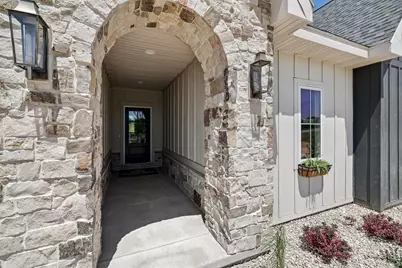 L28 Colton Way, Sun Prairie, WI 53590 - Photo 7