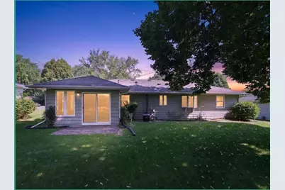 414 Woody Lane, Monona, WI 53716 - Photo 9