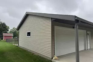 217 W 23rd St, Monroe, WI 53566 - Photo 3