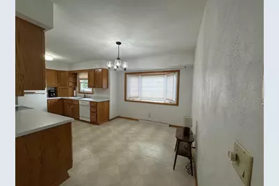 217 W 23rd Street, Monroe, WI 53566 - Photo 19