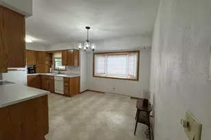 217 W 23rd St, Monroe, WI 53566 - Photo 19