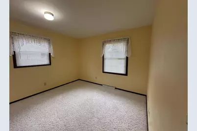 217 W 23rd Street, Monroe, WI 53566 - Photo 35