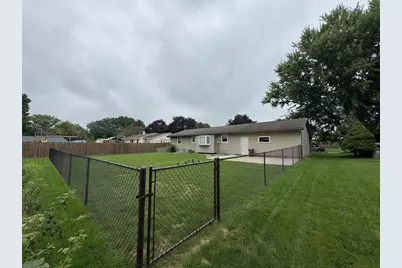 217 W 23rd Street, Monroe, WI 53566 - Photo 5