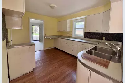 127 S Harmony Drive, Janesville, WI 53545 - Photo 11