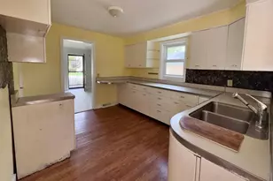 127 S Harmony Dr, Janesville, WI 53545 - Photo 11
