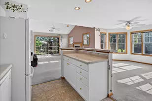 377 Concord Dr, Oregon, WI 53575 - Photo 9