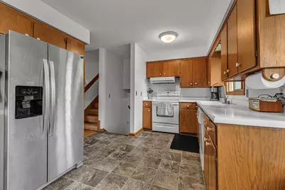 4810 Retana Drive, Madison, WI 53714 - Photo 9