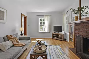 211 Vista Rd, Madison, WI 53726 - Photo 3
