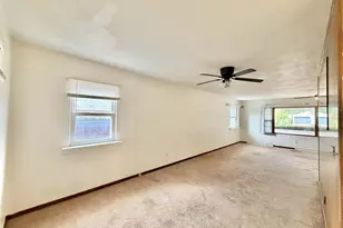 1827 Cleveland St, Beloit, WI 53511 - Photo 9