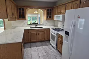 3211 Briar Crest Dr, Janesville, WI 53546 - Photo 13