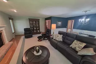 3211 Briar Crest Dr, Janesville, WI 53546 - Photo 9