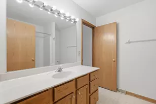 2348 Steven St, Sun Prairie, WI 53590 - Photo 9