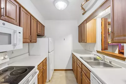 6733 Park Edge Drive #A, Madison, WI 53719 - Photo 9