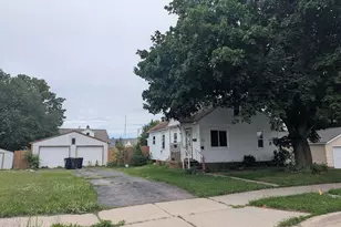 707 La Crosse St, Mauston, WI 53948 - Photo 1