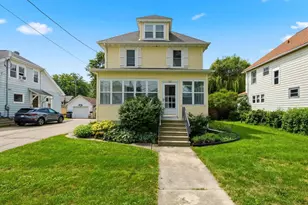331 W Harrison St, Columbus, WI 53925 - Photo 3