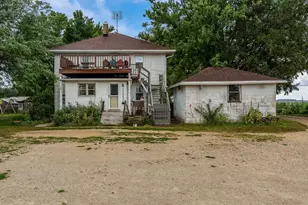 1516 E Philhower Rd, Beloit, WI 53511 - Photo 5