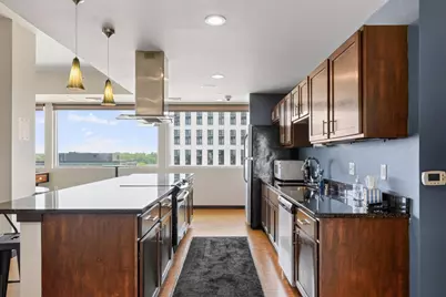 819 E Mifflin Street #304, Madison, WI 53703 - Photo 43