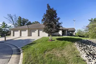 1235 W Sherman Ave, Fort Atkinson, WI 53538 - Photo 39