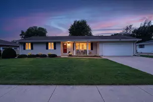 1927 Hancock Ln, Janesville, WI 53545 - Photo 1