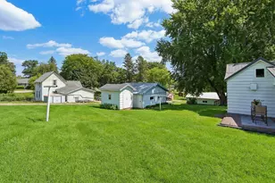 207 4th St, Mineral Point, WI 53565 - Photo 31