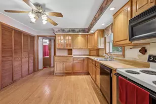207 4th St, Mineral Point, WI 53565 - Photo 7