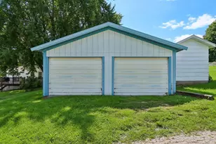 207 4th St, Mineral Point, WI 53565 - Photo 35