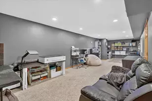 906 Patricia Ct, Elkhorn, WI 53121 - Photo 35